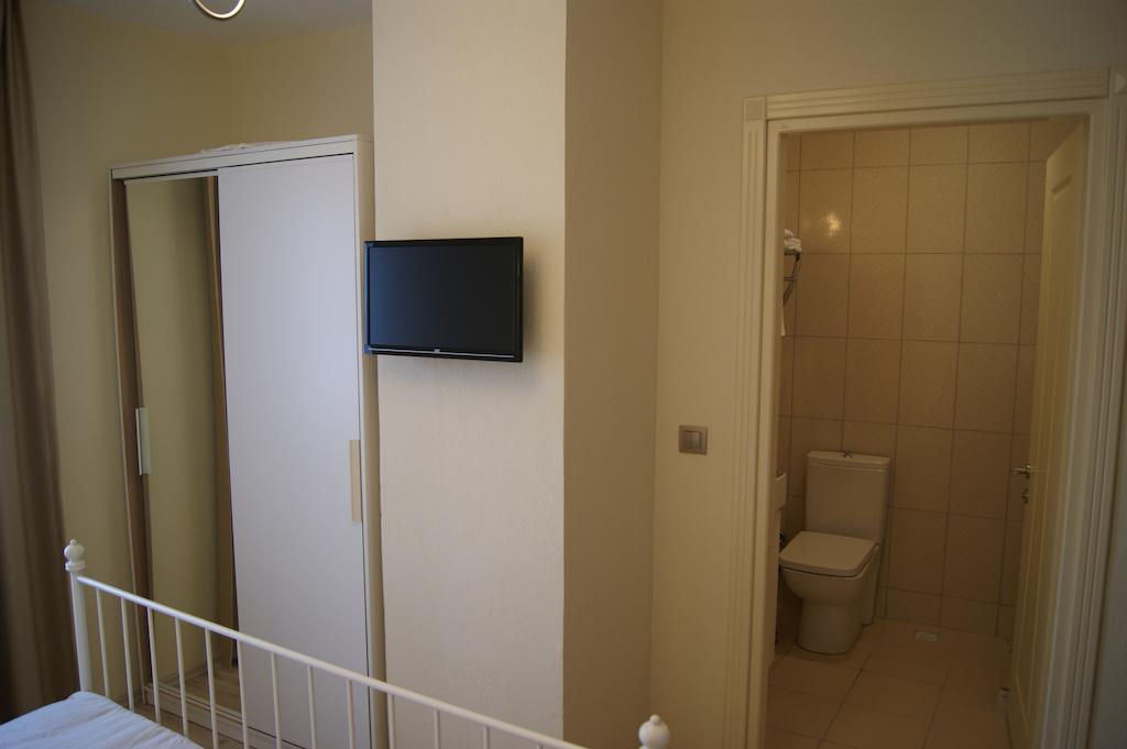 Ender Hotel (Adults Only) Ayvalik Ruang foto